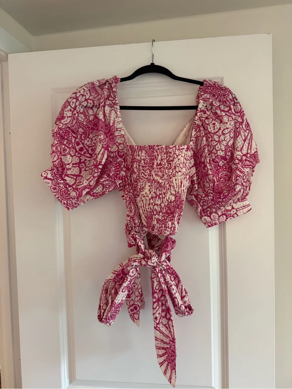 Maeve Anthropologie Pink Floral Tie-Front Puff Sleeve Blouse